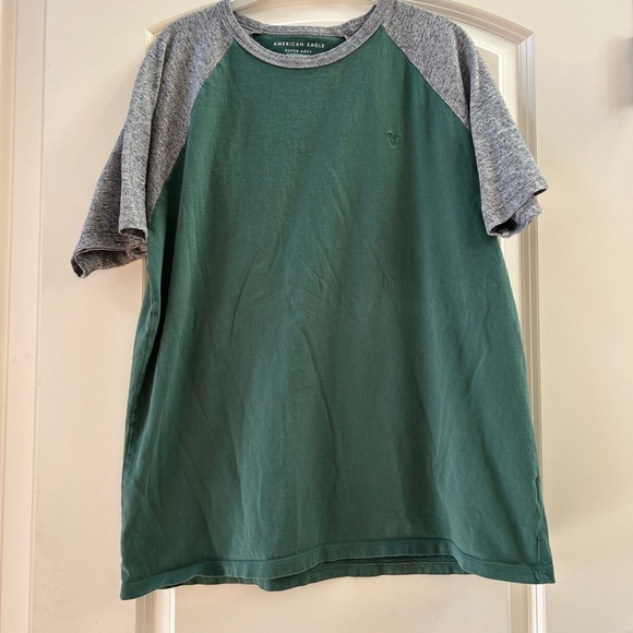 American Eagle green and grey Super Soft Standard Fit raglan short sleeve. Large - Picture 1 of 10